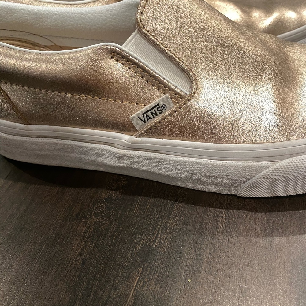 BARELY WORN GOLD VANS